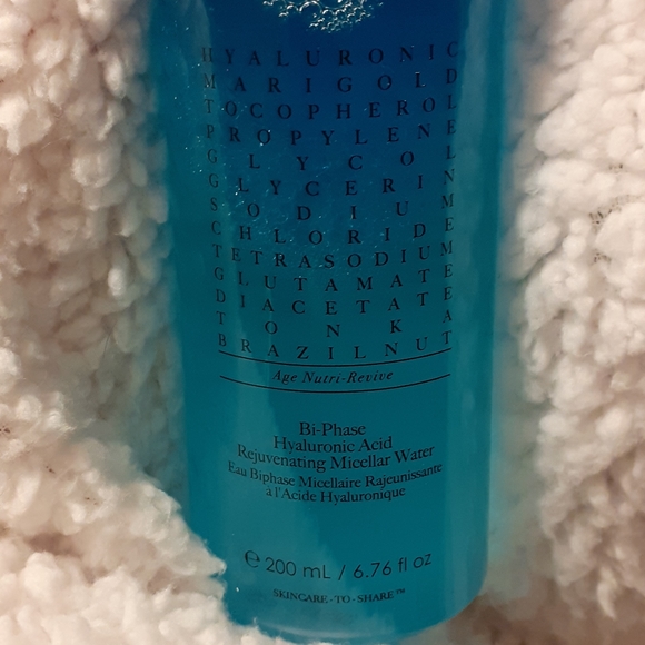 NWT Avant Hyaluronic/Micellar - Picture 2 of 3